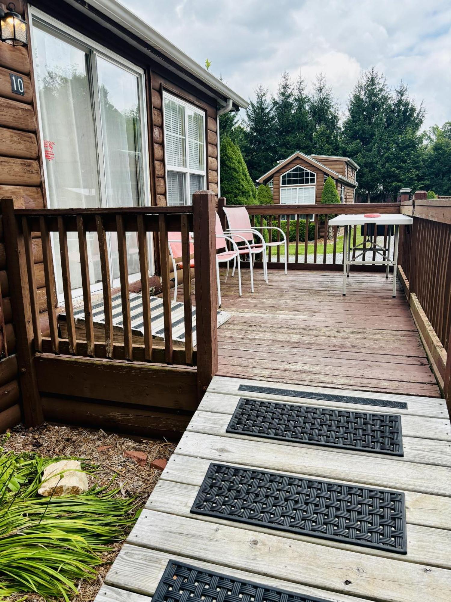 Maggie Valley Cabin Rentals Номер фото
