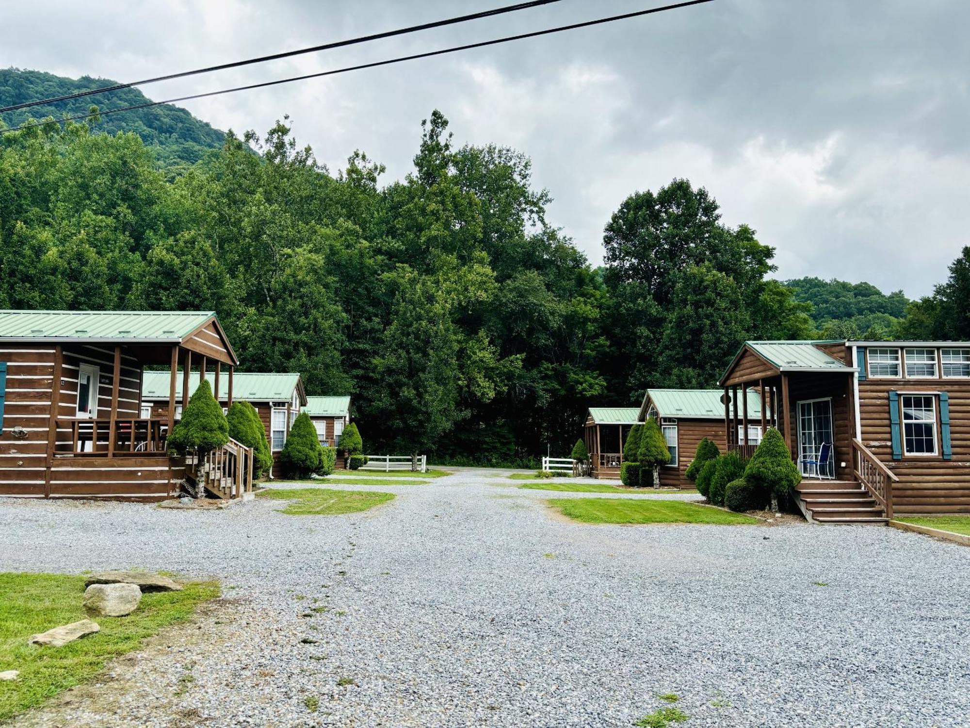 Maggie Valley Cabin Rentals Номер фото
