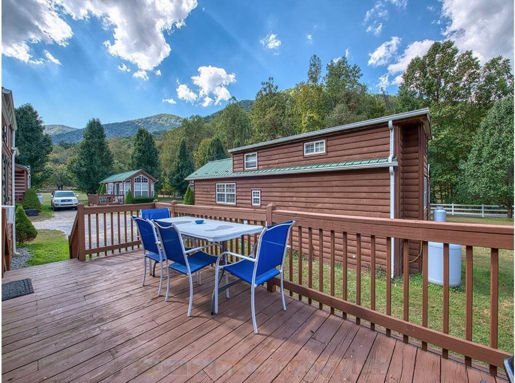 Maggie Valley Cabin Rentals Екстер'єр фото